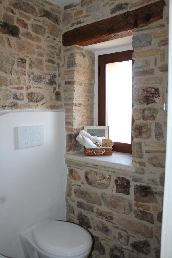 B&B Sotto Le Mura Pietra Montecorvino Exterior foto
